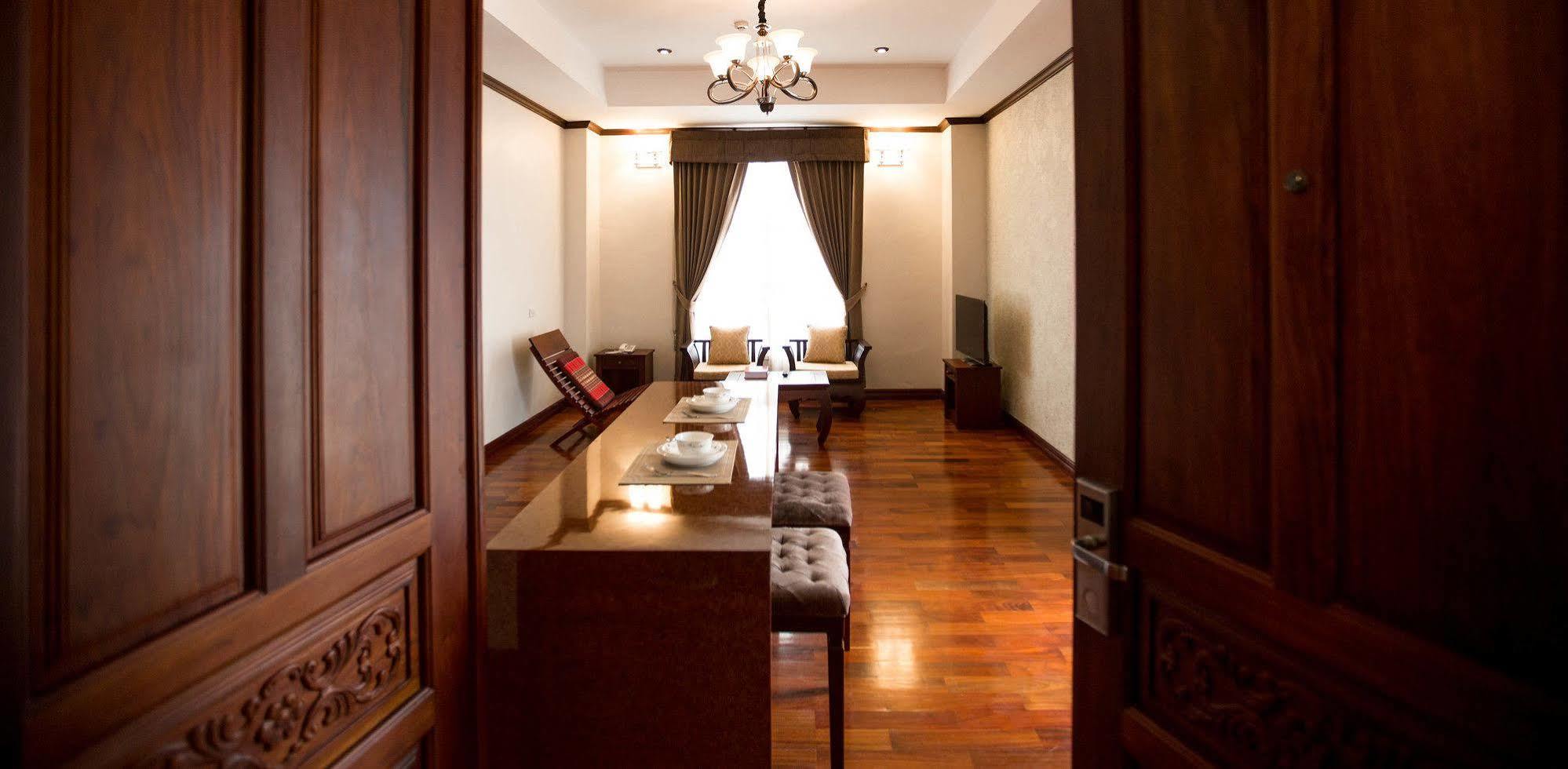 Capitol Residence Vientiane Exteriér fotografie
